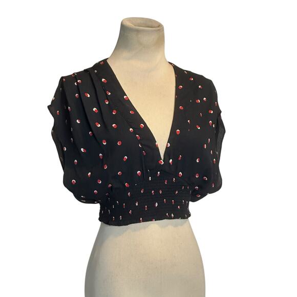 Free People black red polka dot pleated V neck crop top blouse size XS - Picture 5 of 13